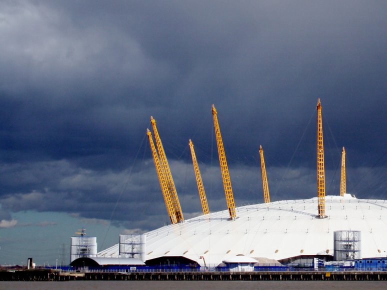 千禧穹顶的承载能力评估